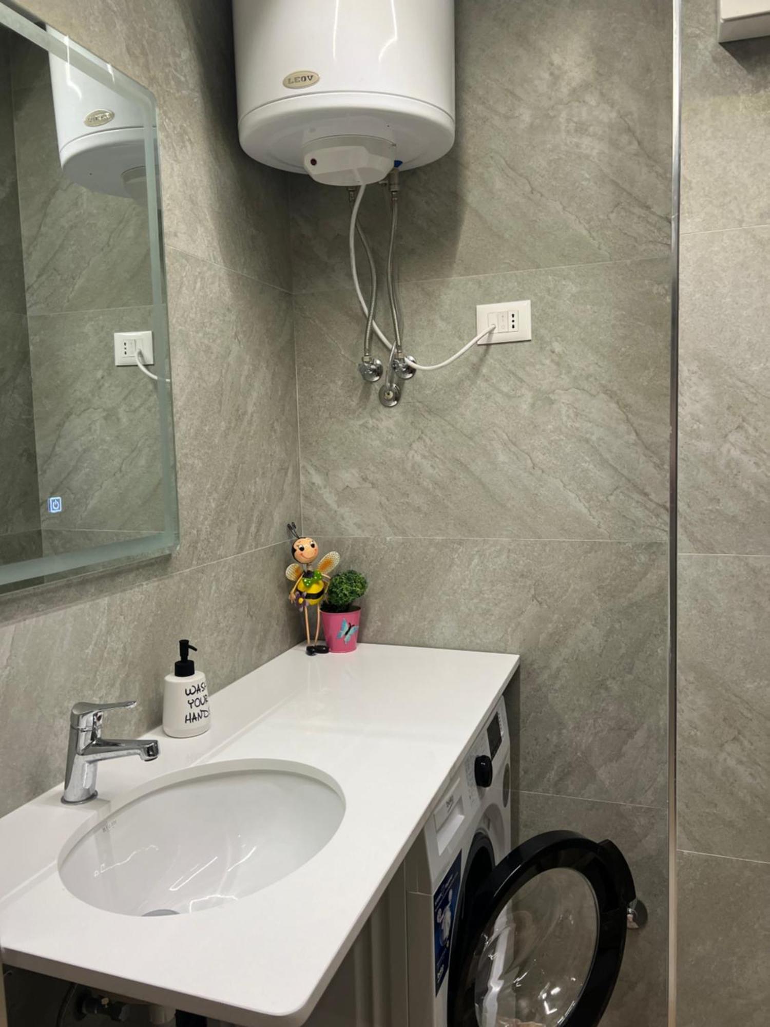 Port View Apartment 2 Durres Ngoại thất bức ảnh